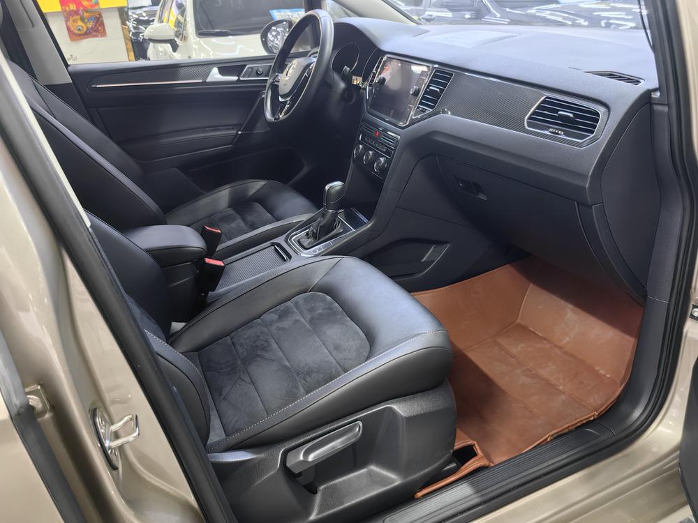 Volkswagen Golf Sportsvan
