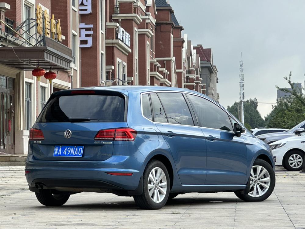 Volkswagen Golf Sportsvan