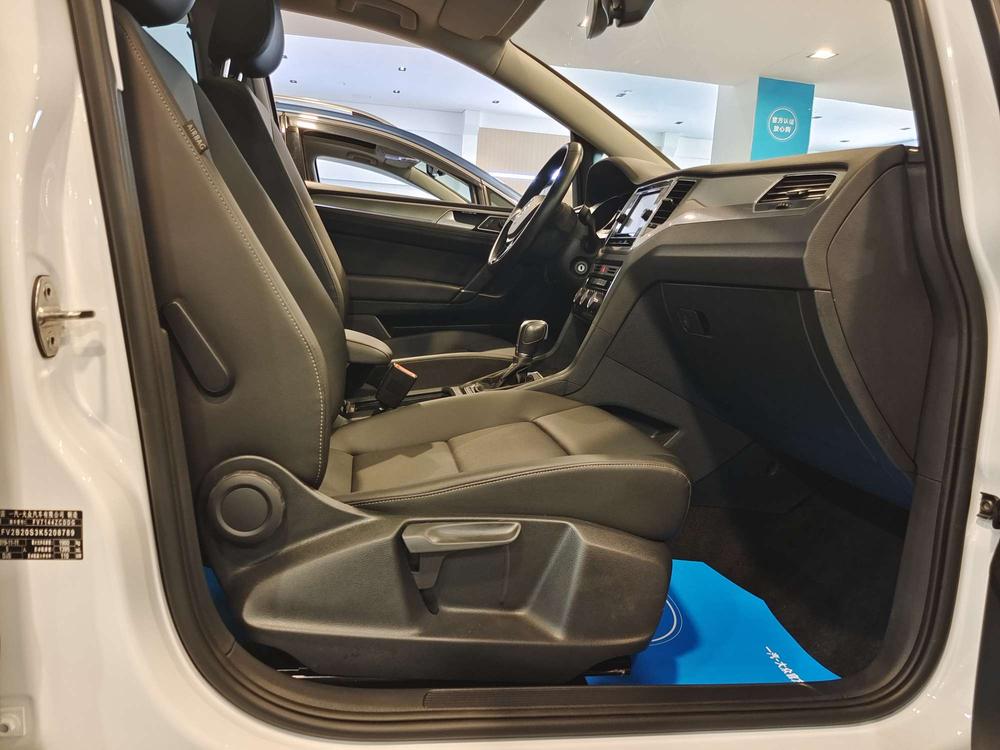 Volkswagen Golf Sportsvan
