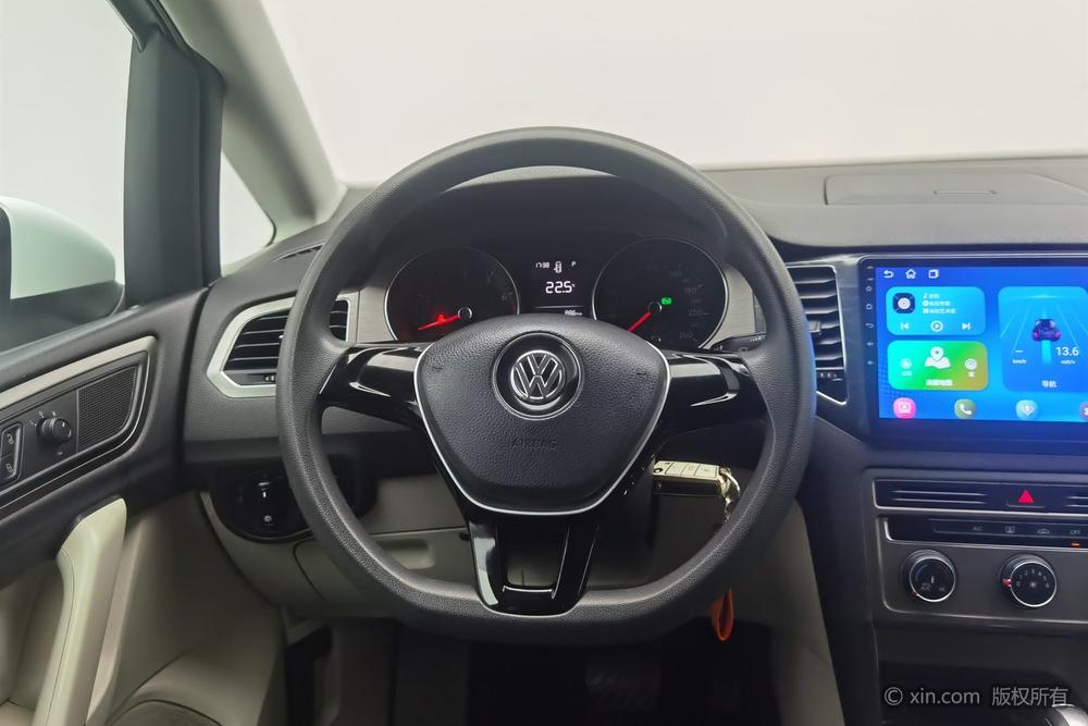 Volkswagen Golf Sportsvan