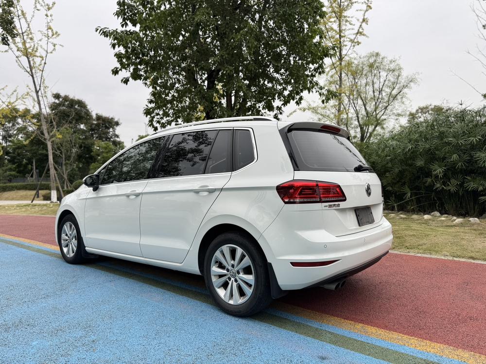 Volkswagen Golf Sportsvan