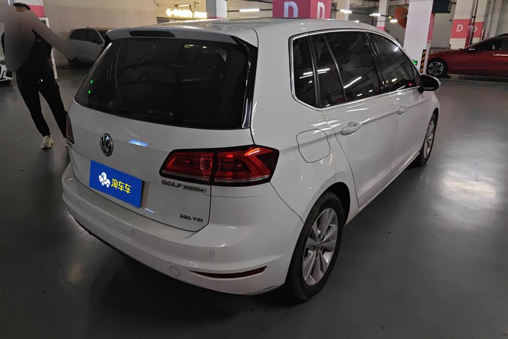 Volkswagen Golf Sportsvan