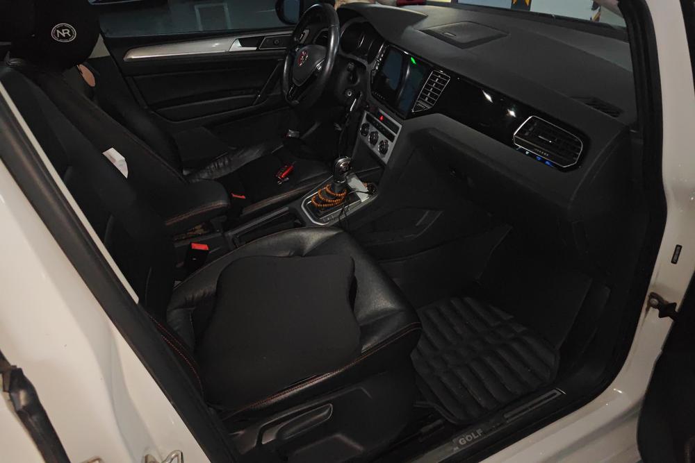 Volkswagen Golf Sportsvan
