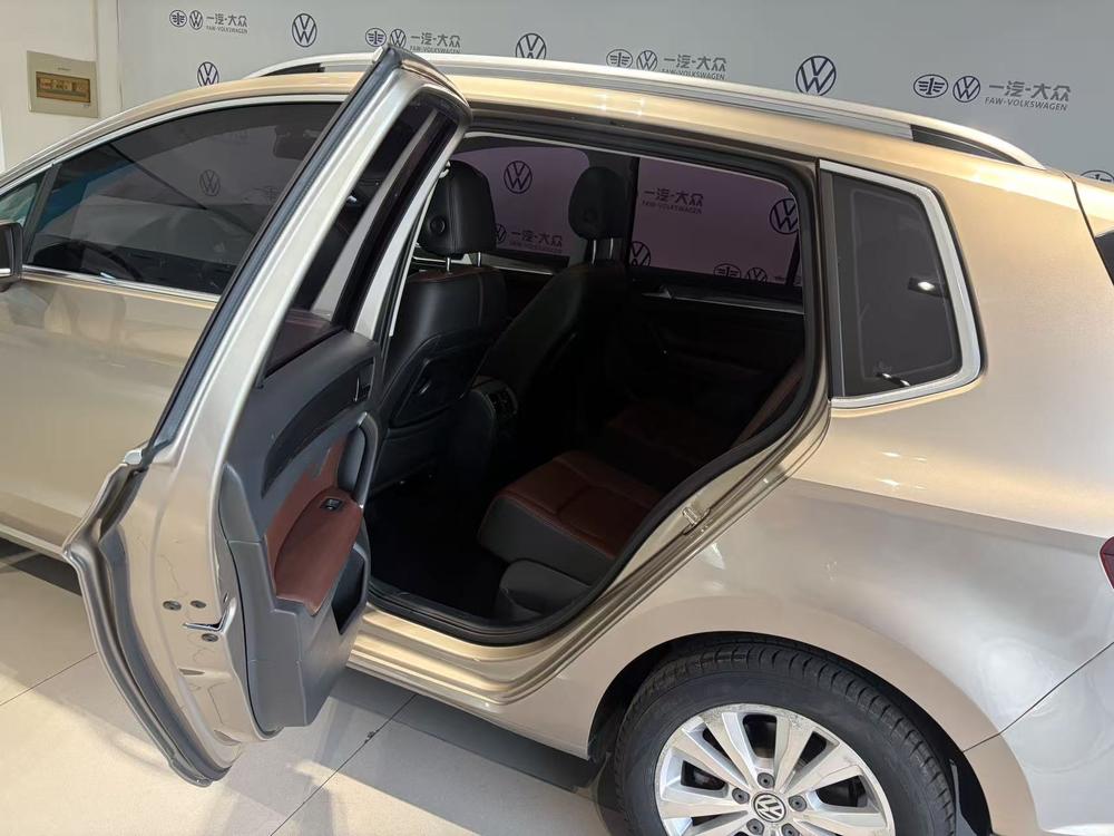 Volkswagen Golf Sportsvan