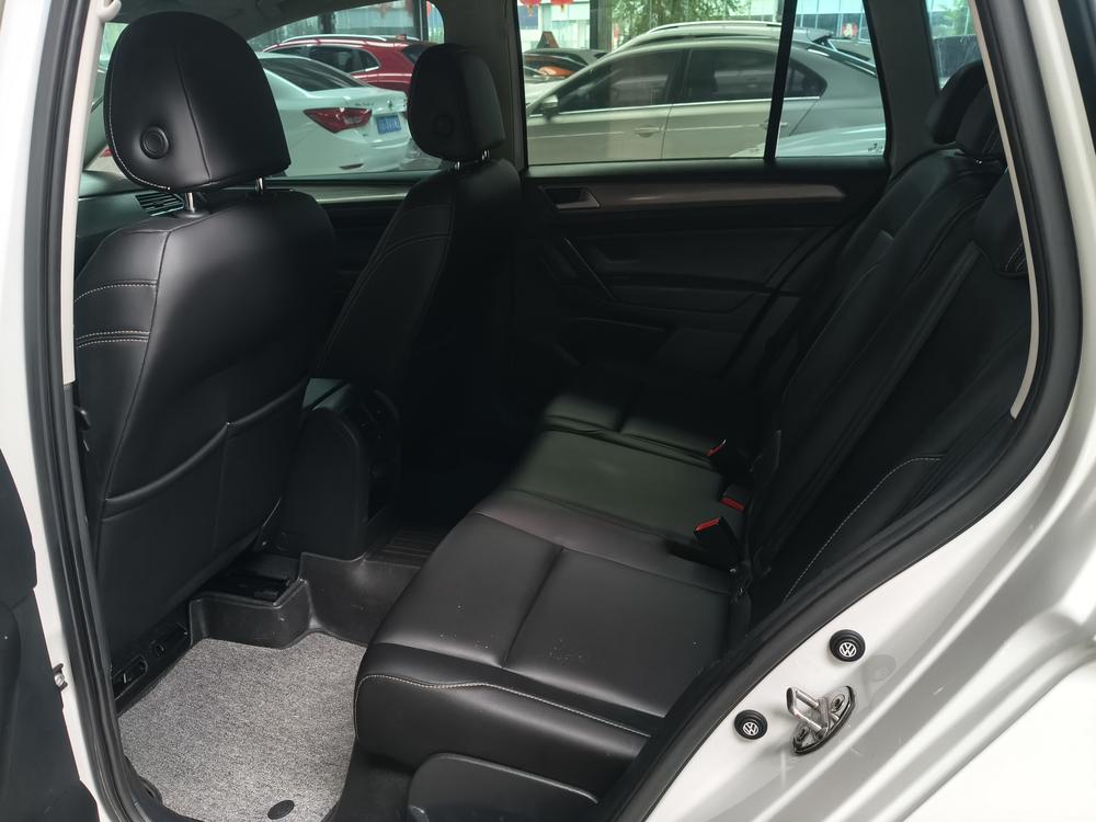 Volkswagen Golf Sportsvan