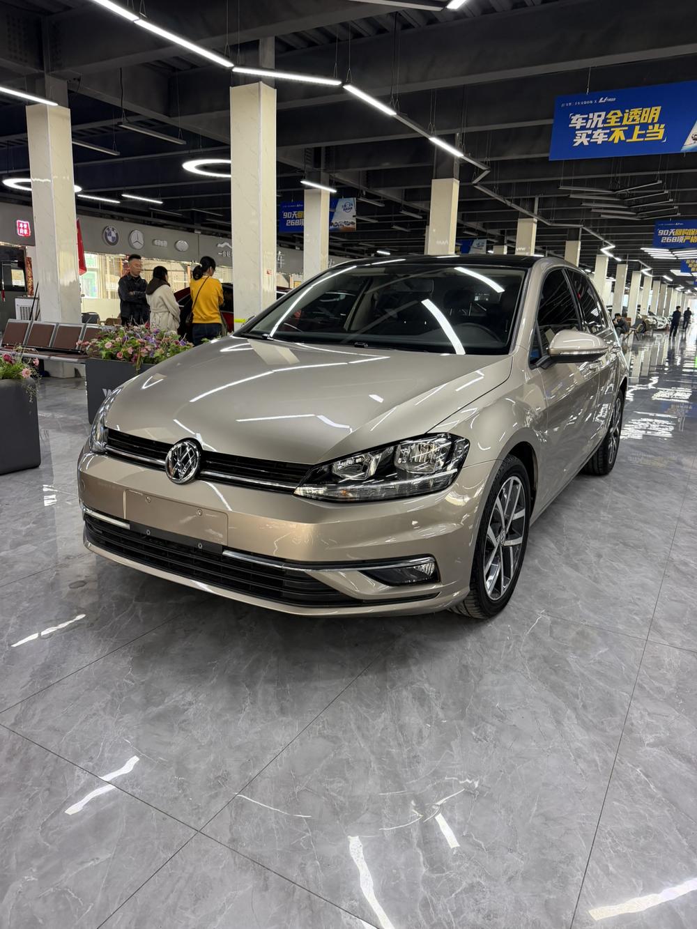 Volkswagen Golf