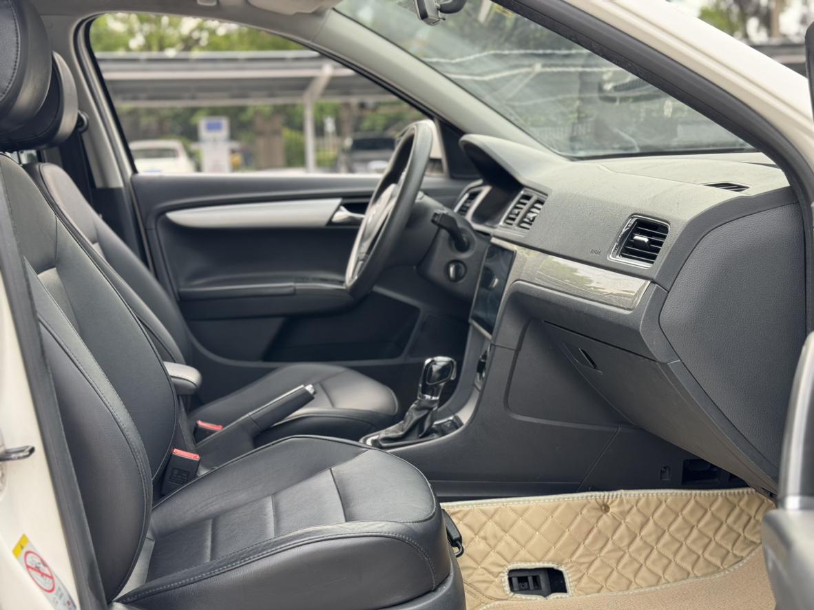 Volkswagen Gran Lavida