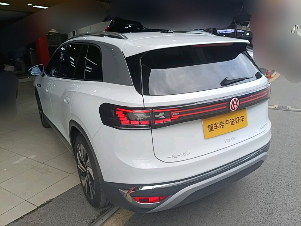 Volkswagen ID.6 CROZZ