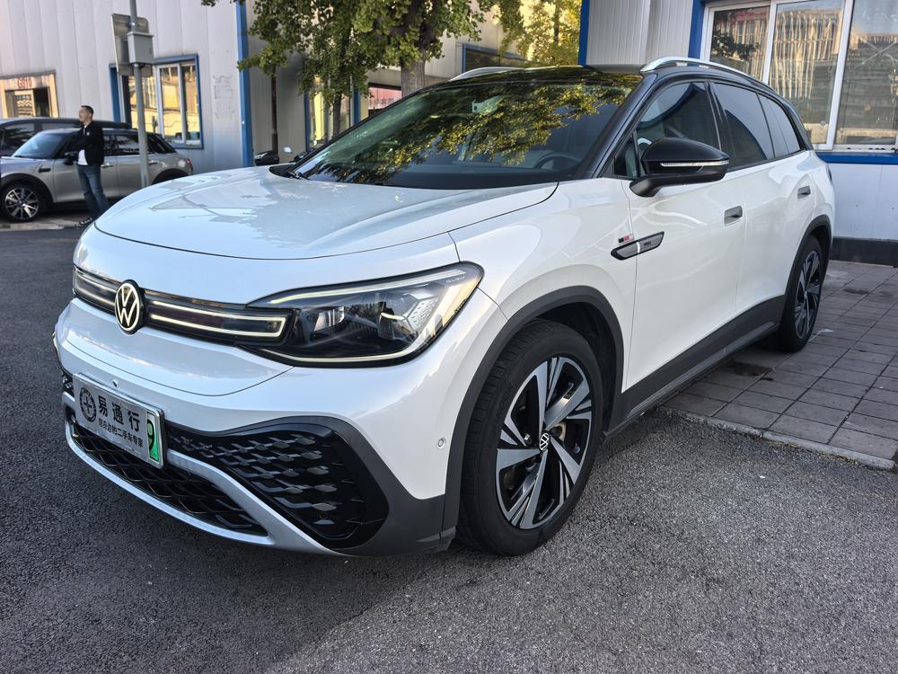 Volkswagen ID.6 CROZZ