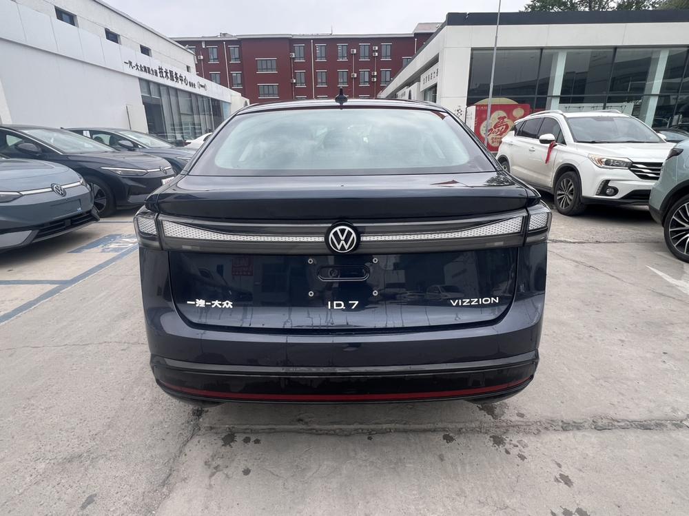 Volkswagen ID.7 VIZZION
