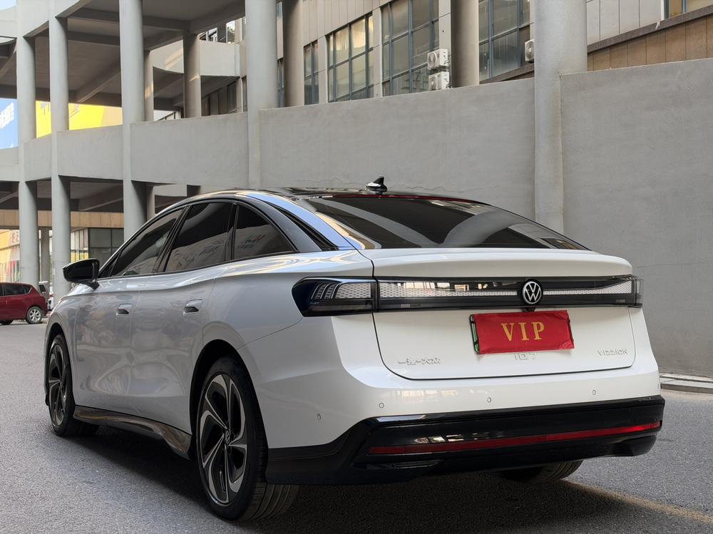 Volkswagen ID.7 VIZZION