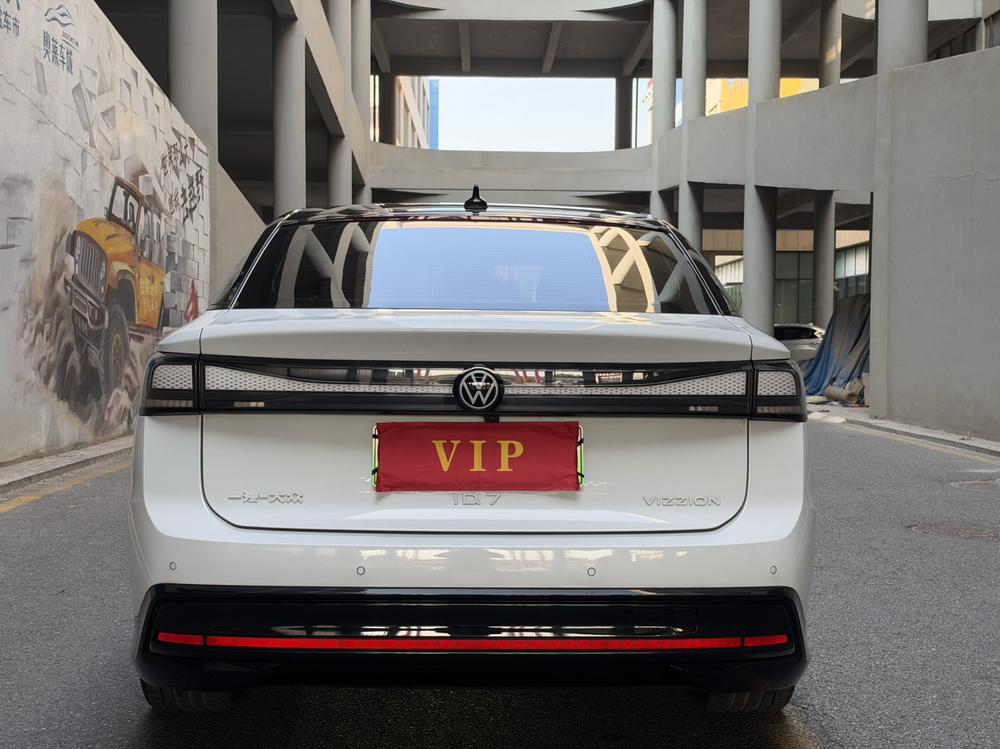 Volkswagen ID.7 VIZZION