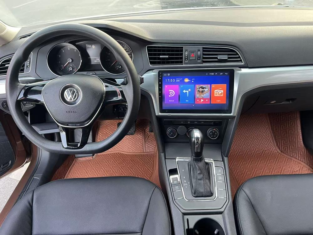 Volkswagen Lamando