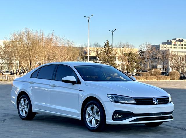 Volkswagen Lamando