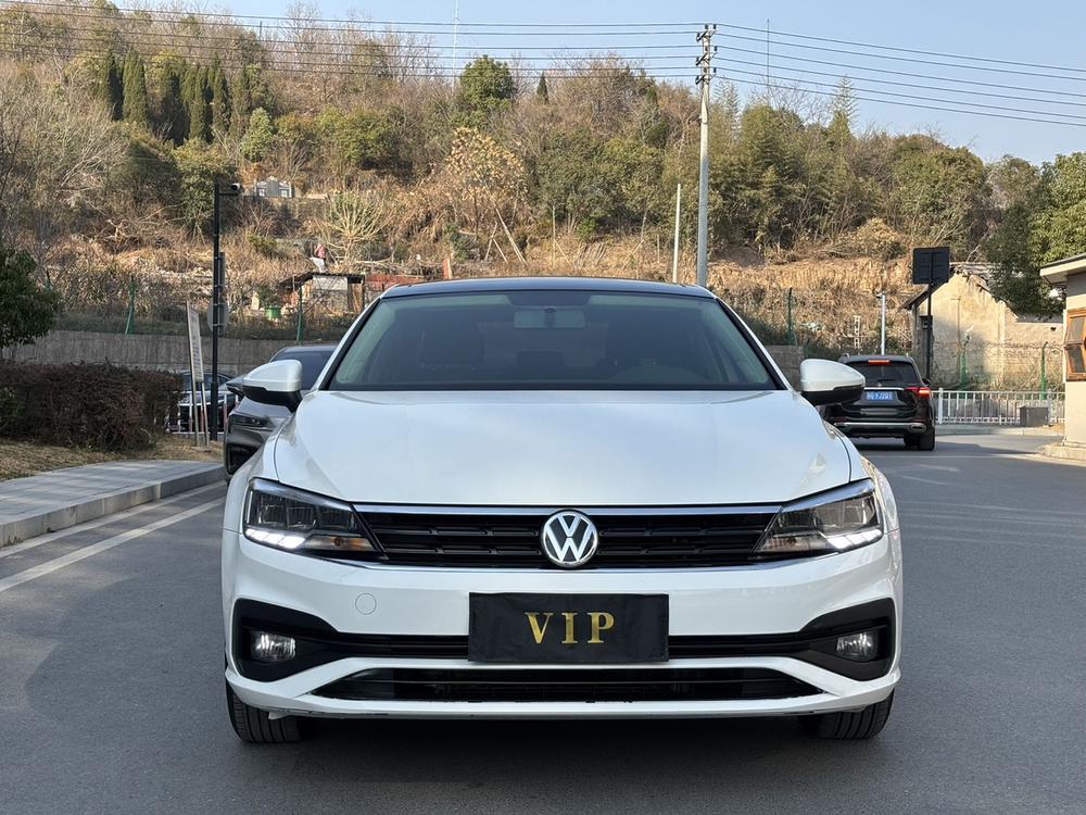 Volkswagen Lamando