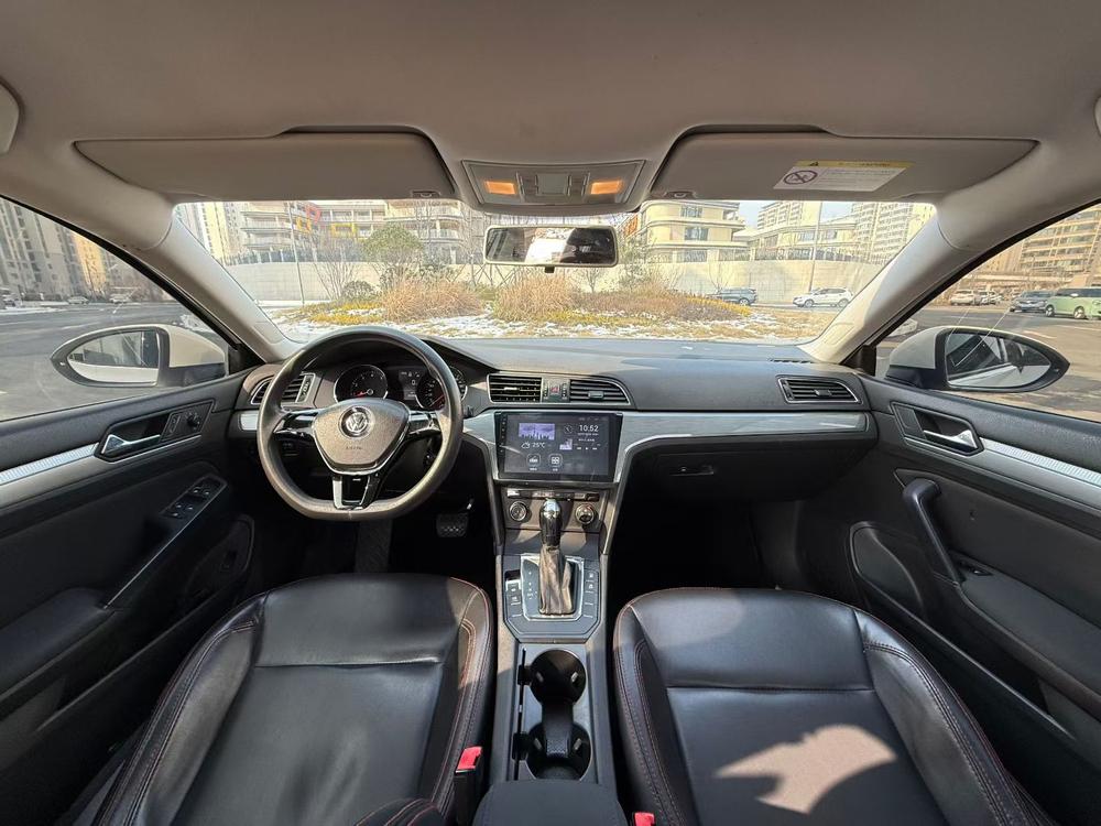 Volkswagen Lamando