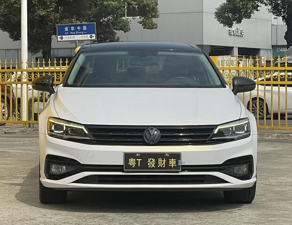 Volkswagen Lamando