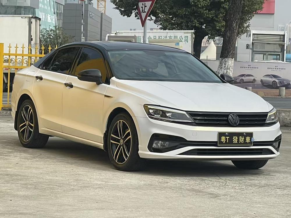 Volkswagen Lamando