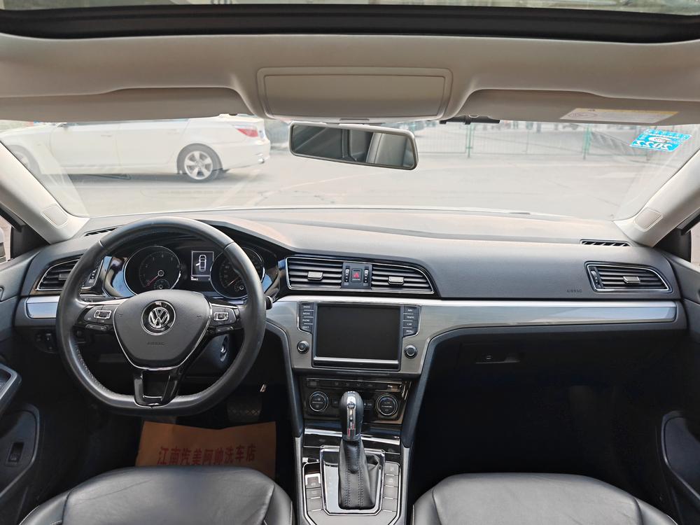 Volkswagen Lamando