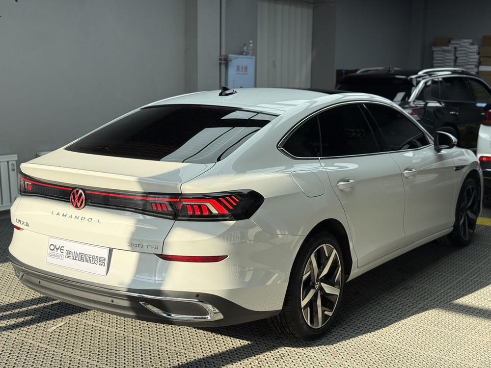 Volkswagen Lamando