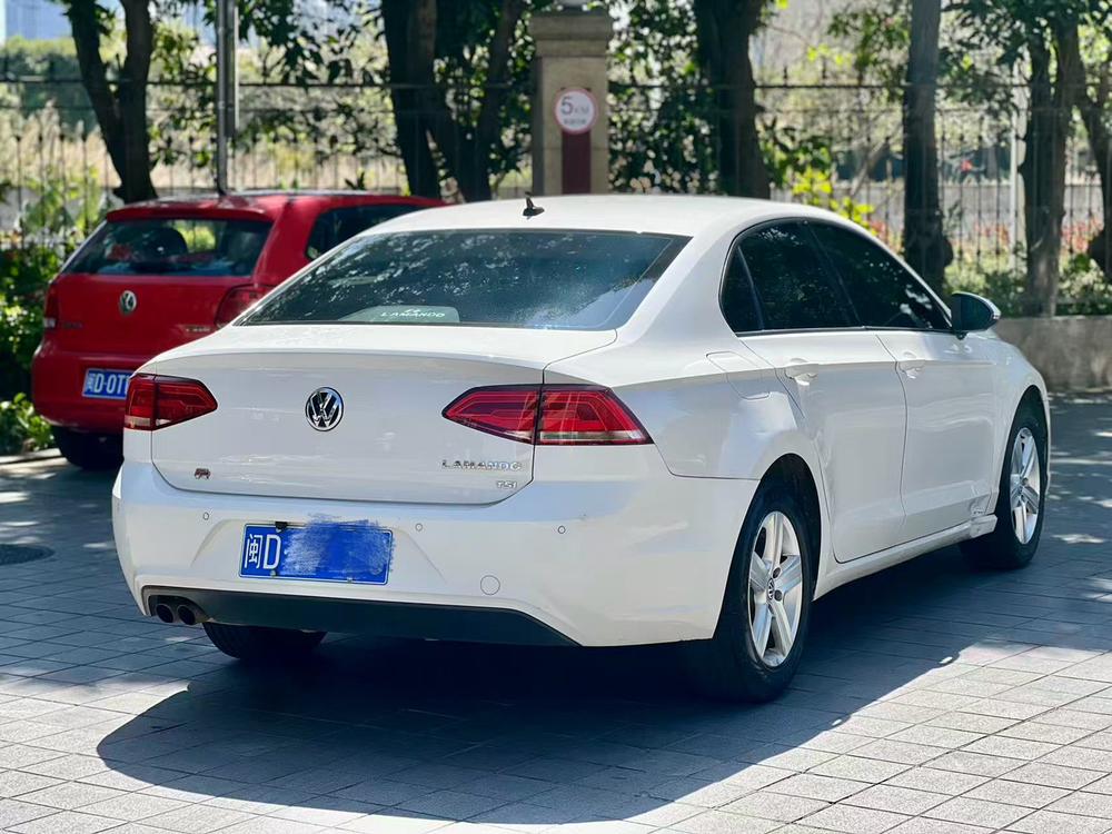 Volkswagen Lamando