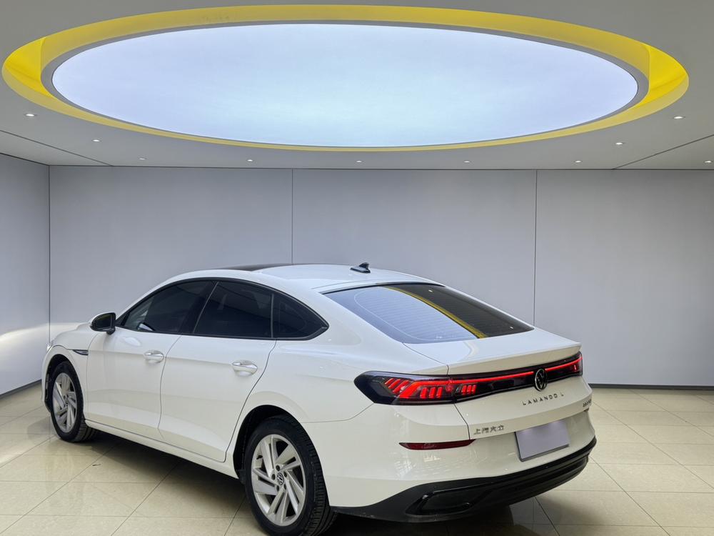 Volkswagen Lamando