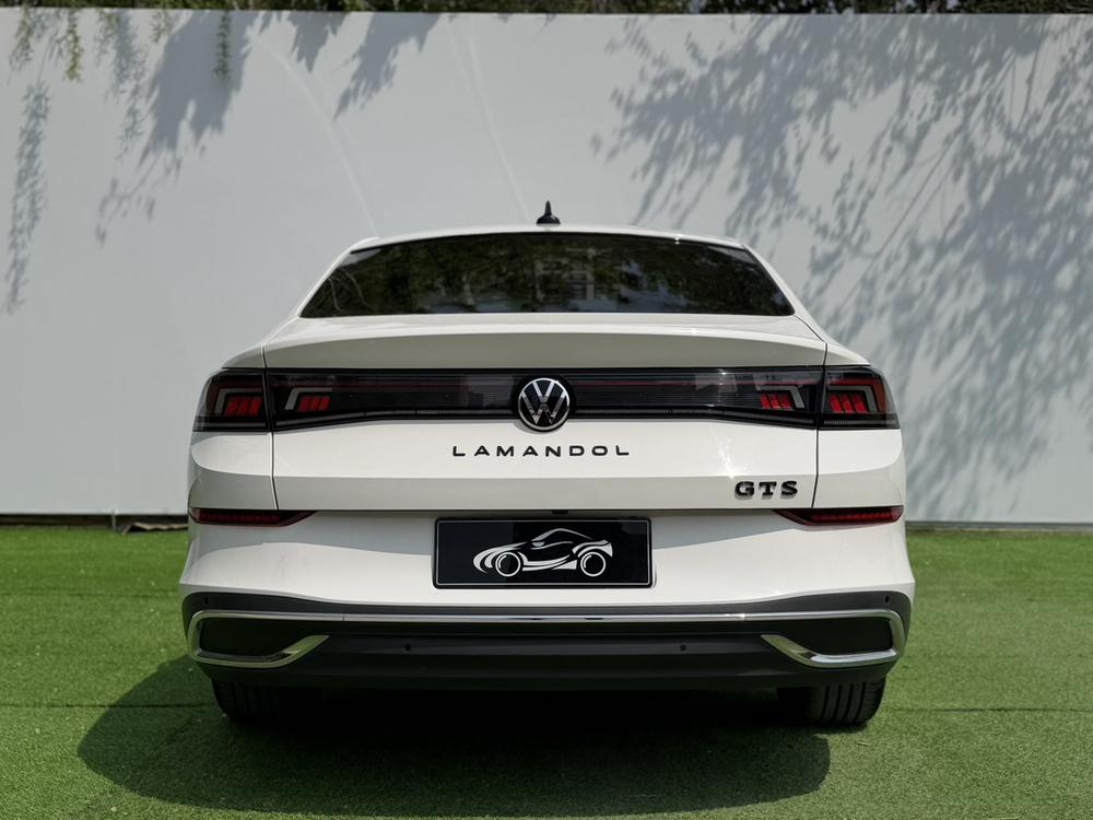Volkswagen Lamando