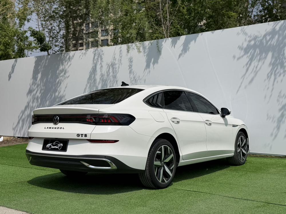 Volkswagen Lamando
