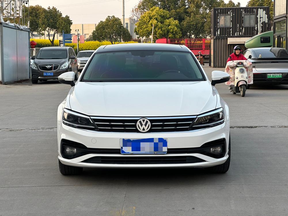 Volkswagen Lamando