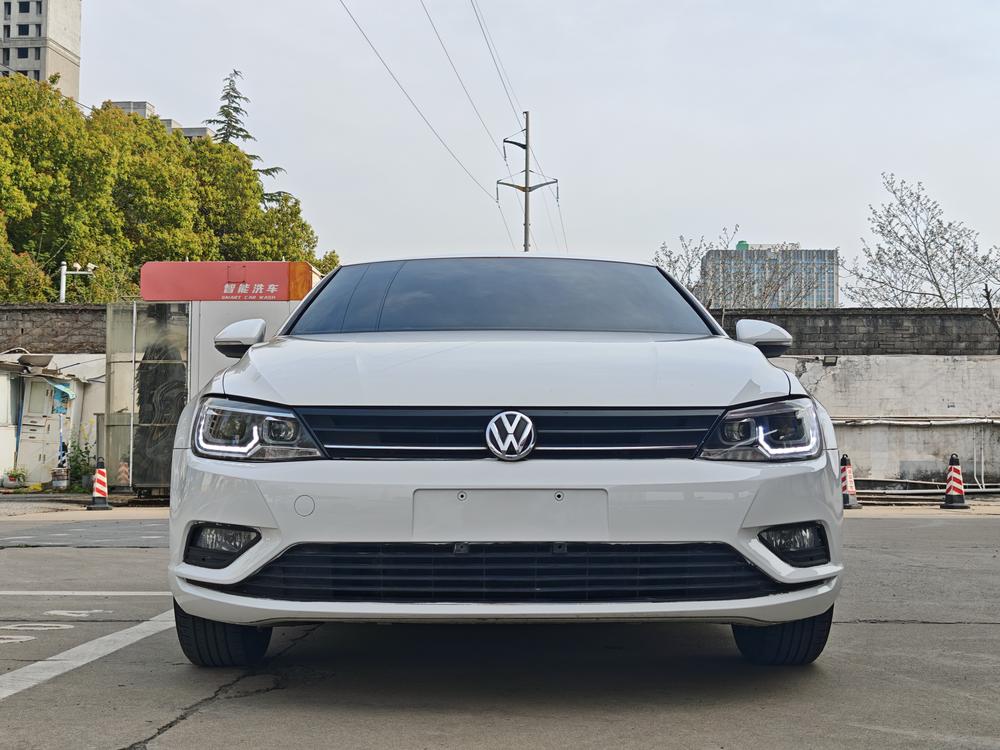 Volkswagen Lamando