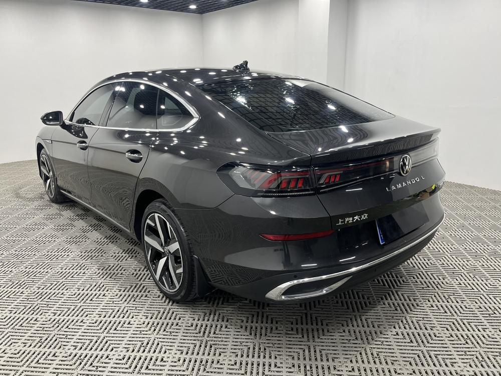 Volkswagen Lamando