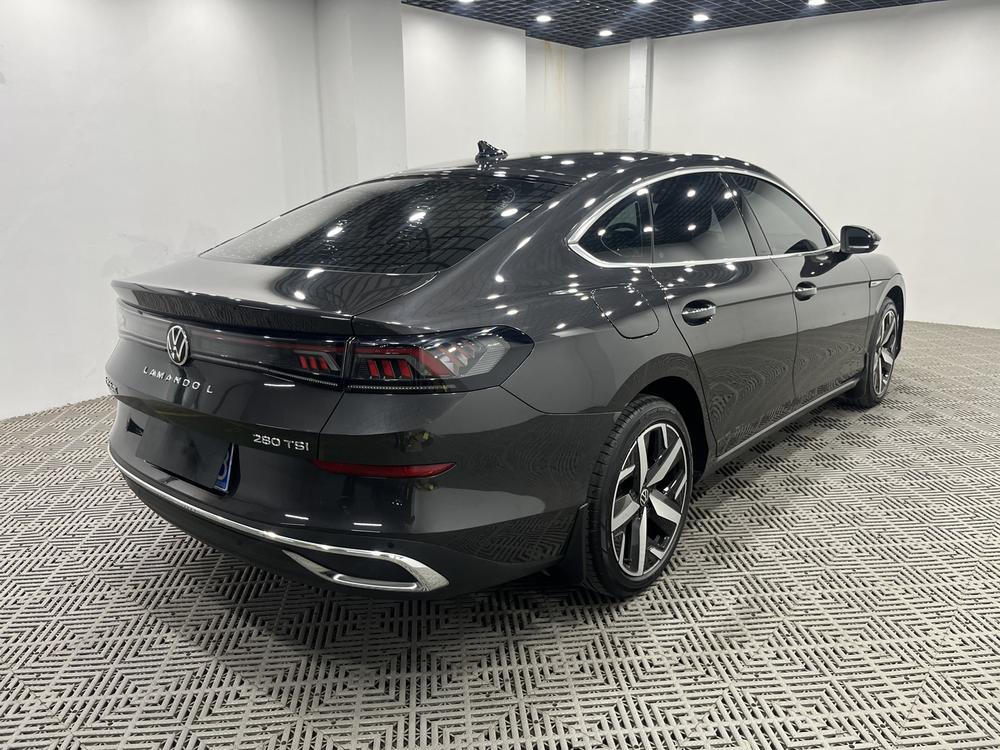 Volkswagen Lamando