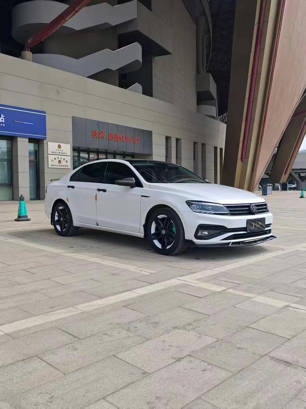 Volkswagen Lamando