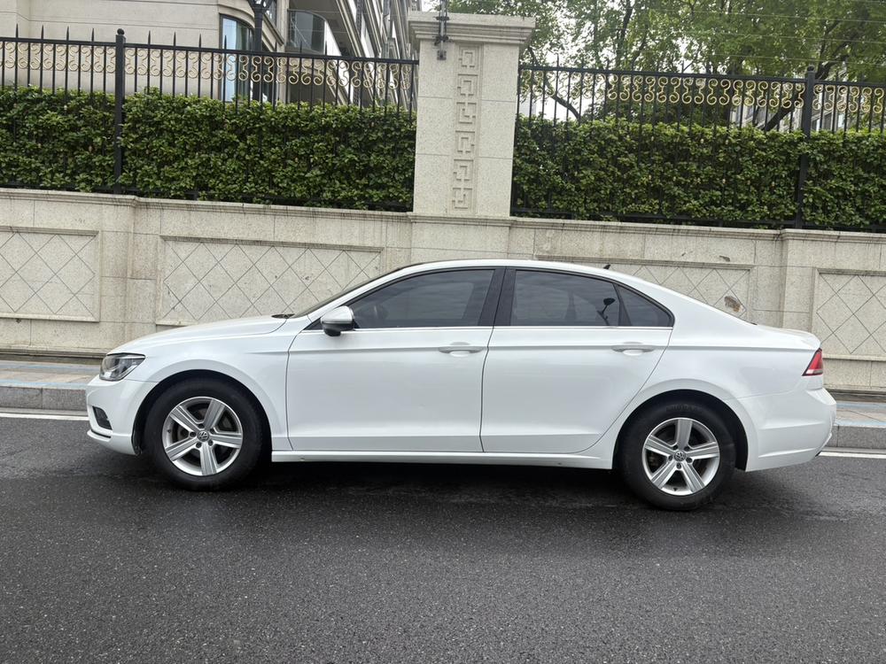 Volkswagen Lamando