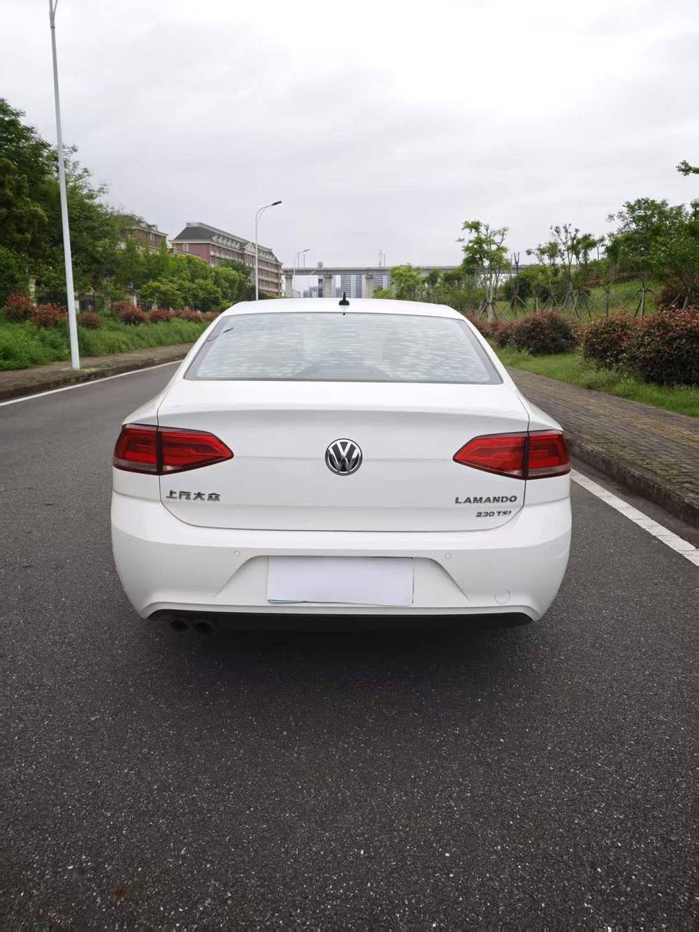 Volkswagen Lamando