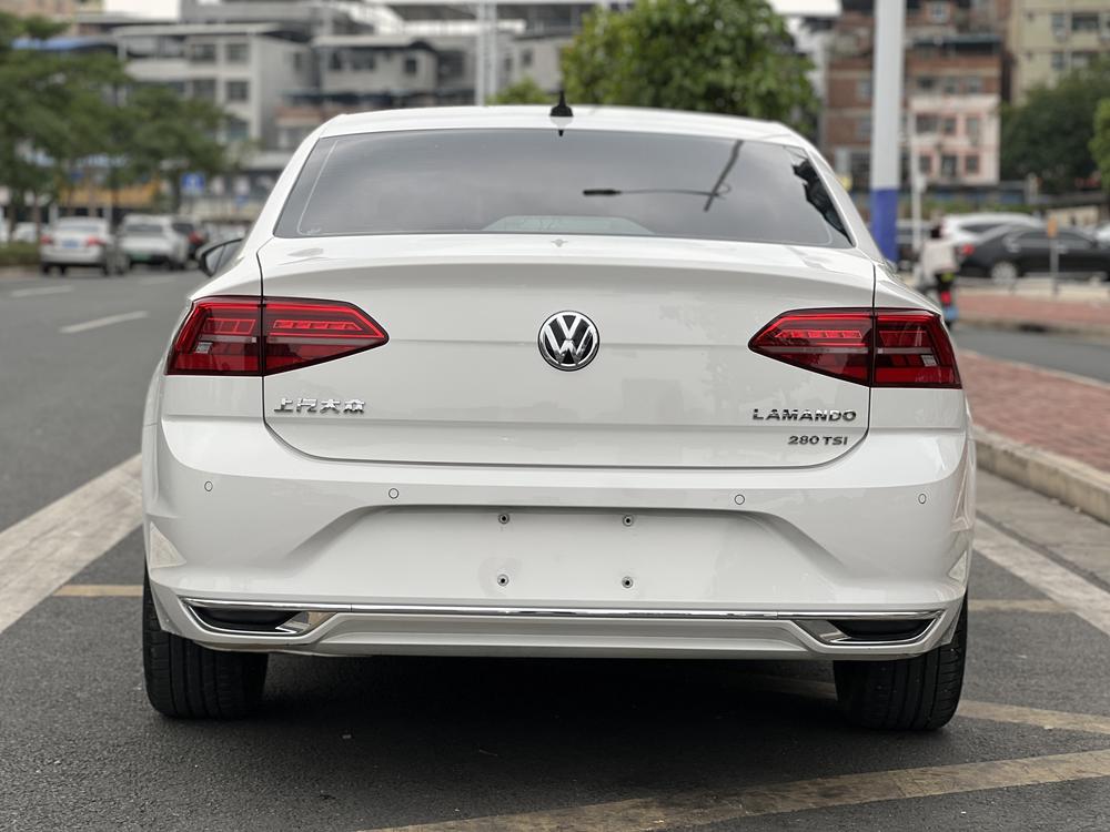 Volkswagen Lamando