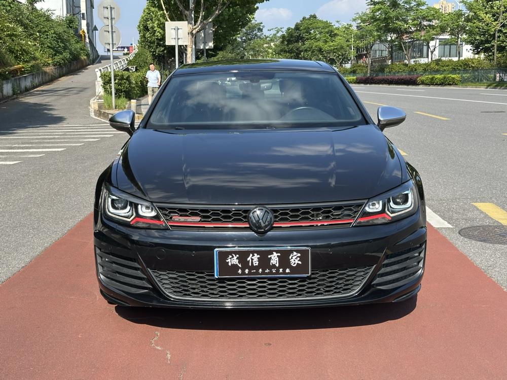 Volkswagen Lamando