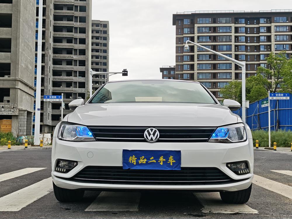 Volkswagen Lamando