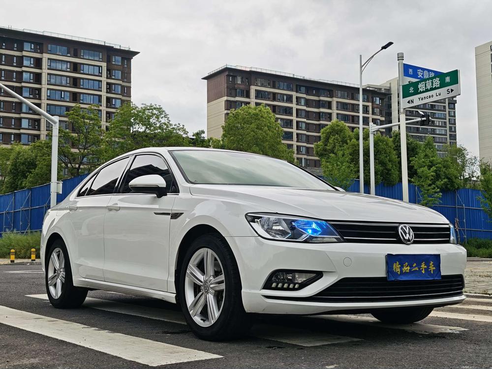 Volkswagen Lamando