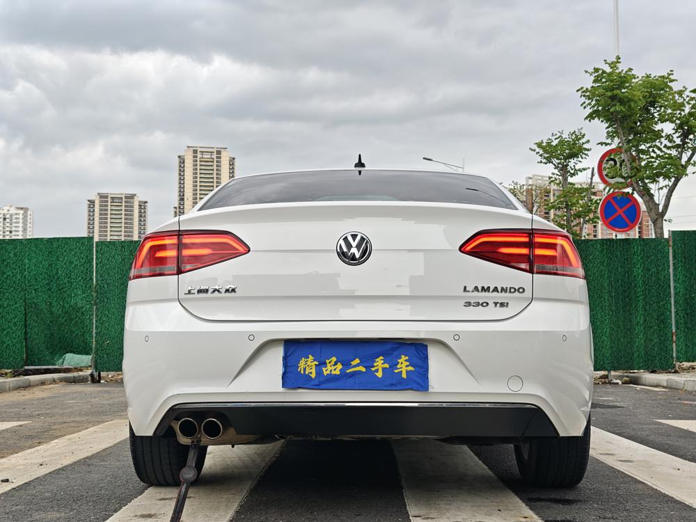 Volkswagen Lamando