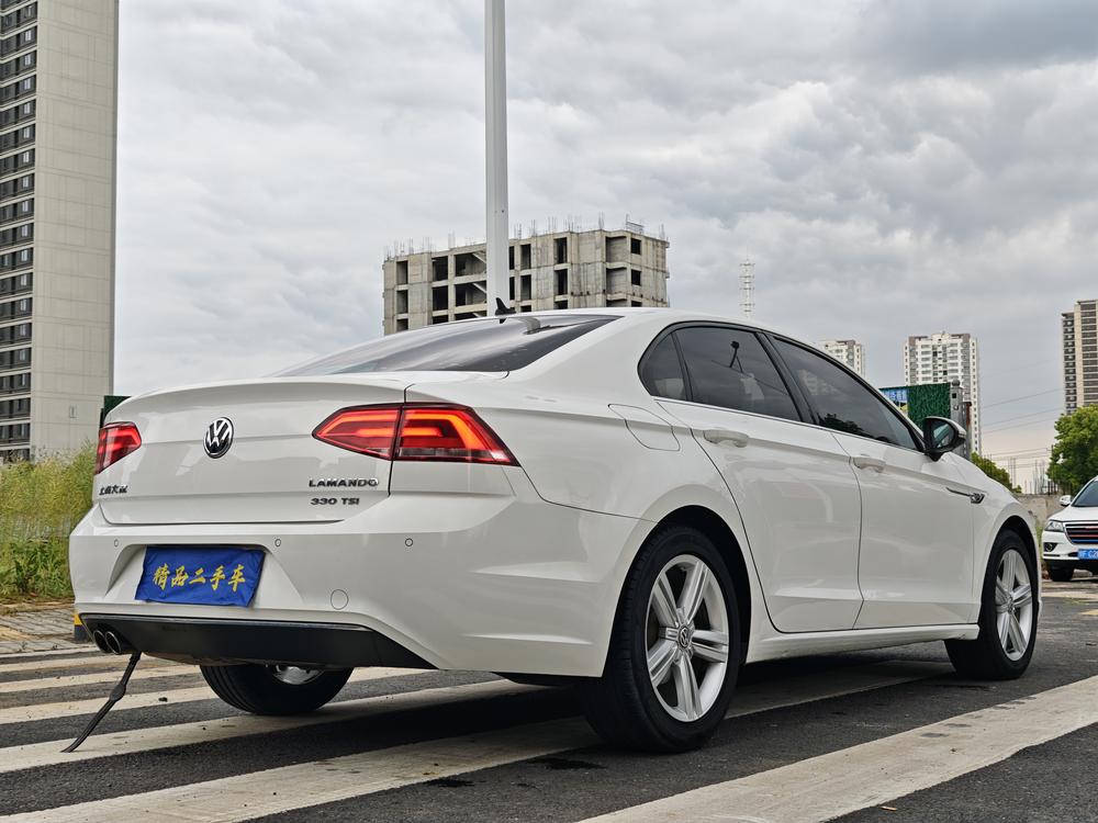 Volkswagen Lamando