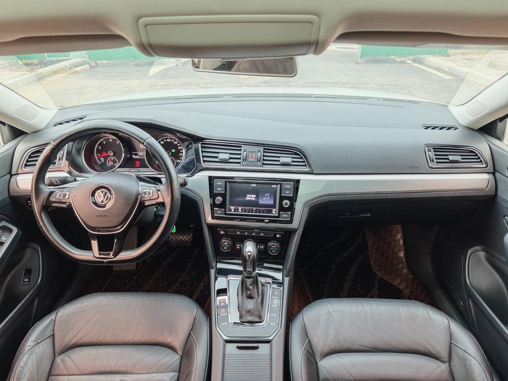 Volkswagen Lamando