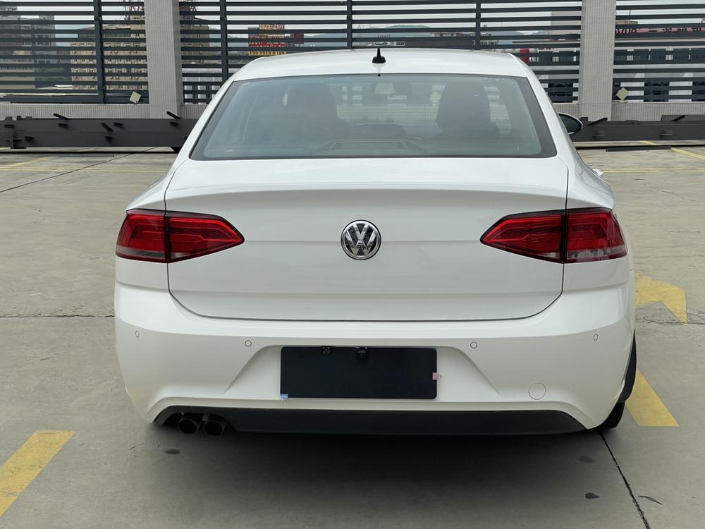 Volkswagen Lamando
