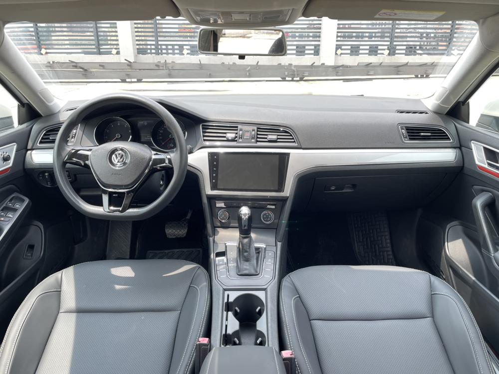 Volkswagen Lamando