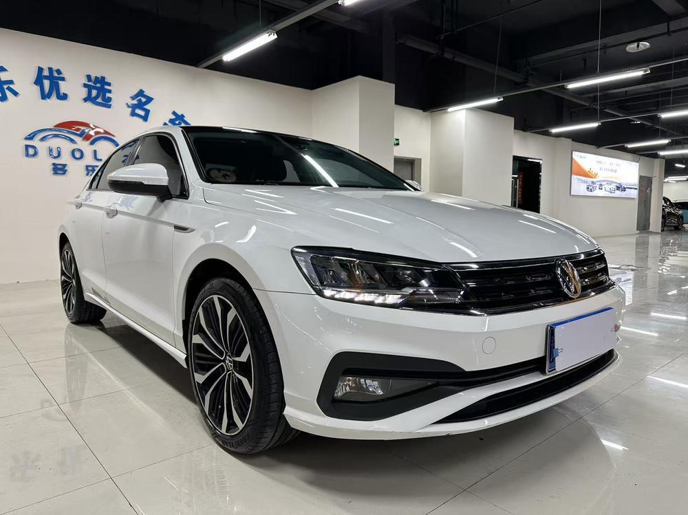 Volkswagen Lamando