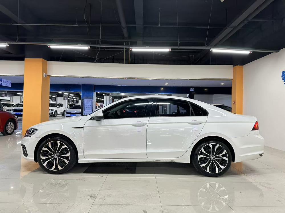 Volkswagen Lamando