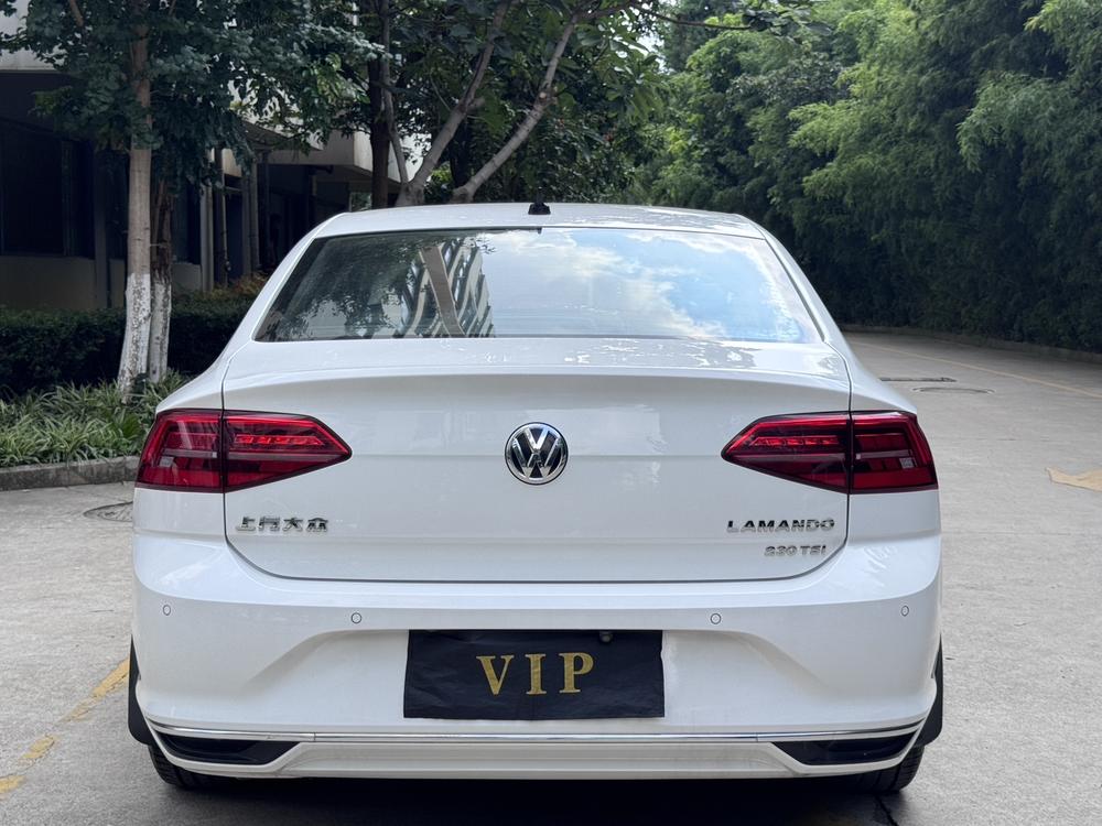 Volkswagen Lamando
