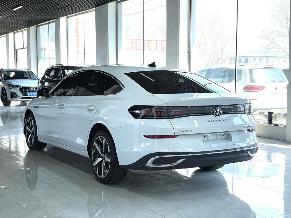 Volkswagen Lamando