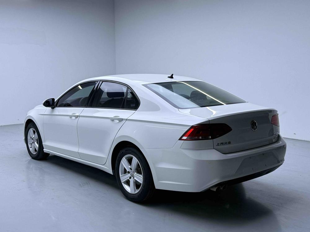 Volkswagen Lamando