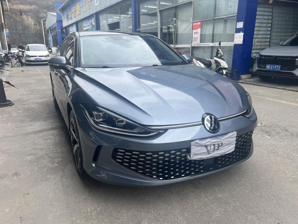 Volkswagen Lamando